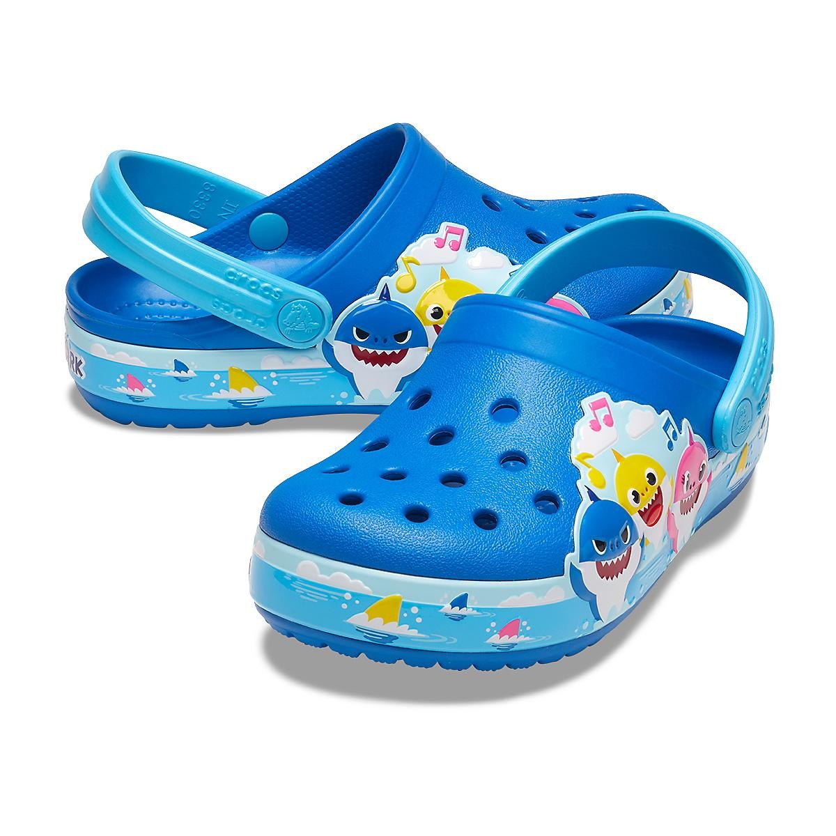 Saboți Crocs Fun Lab Baby Shark Band Clog Albastru - Bright Cobalt - 1 | YEO