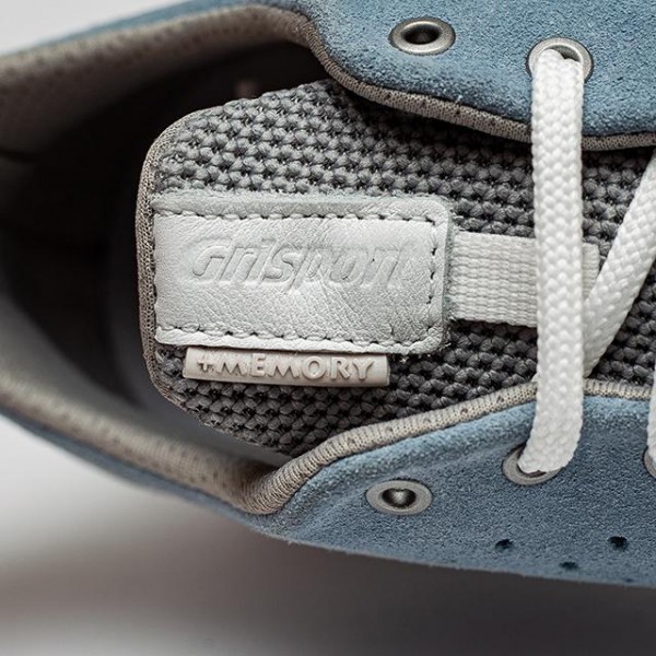 Albastru deschis - Ice Blue