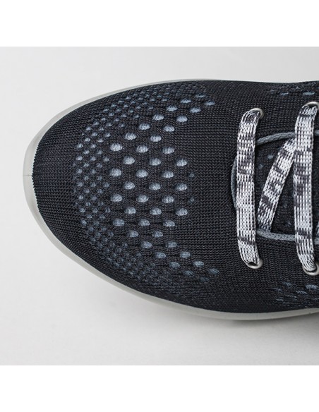 Negru - Black