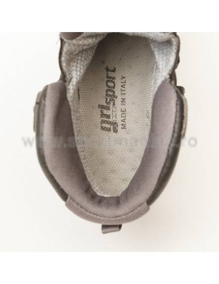 Gri - Grey