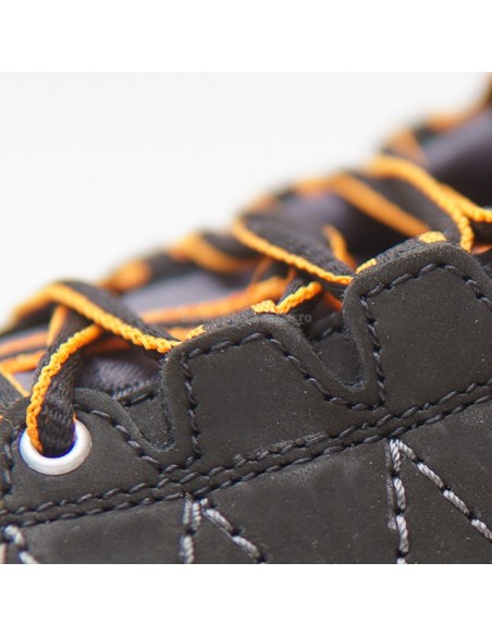 Negru - Black