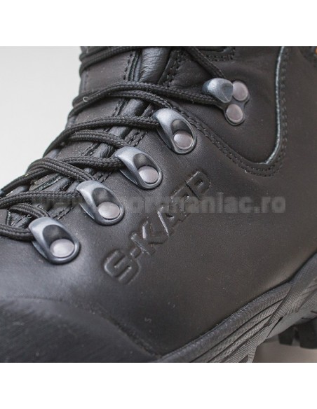 Negru - Black