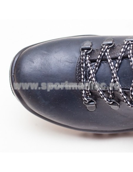 Negru - Black