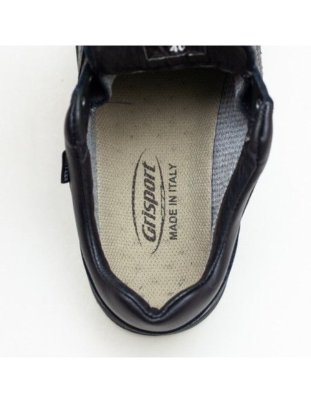 Negru - Black