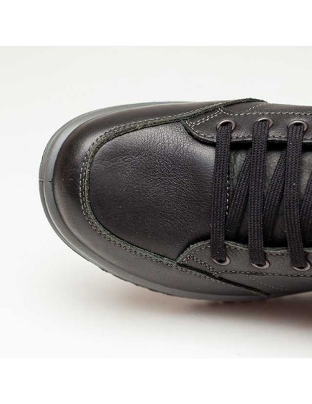 Negru - Black