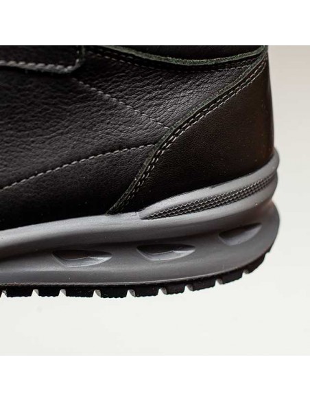 Negru - Black