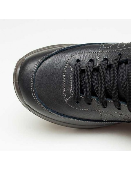 Negru - Black