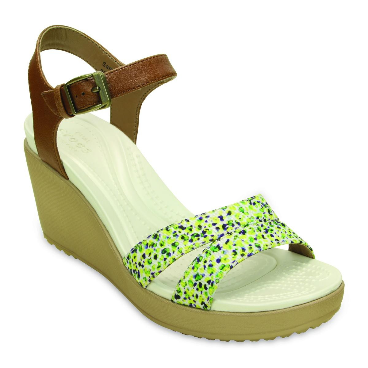 Ieftin Crocs Leigh II Ankle Strap Wedge W Maro…