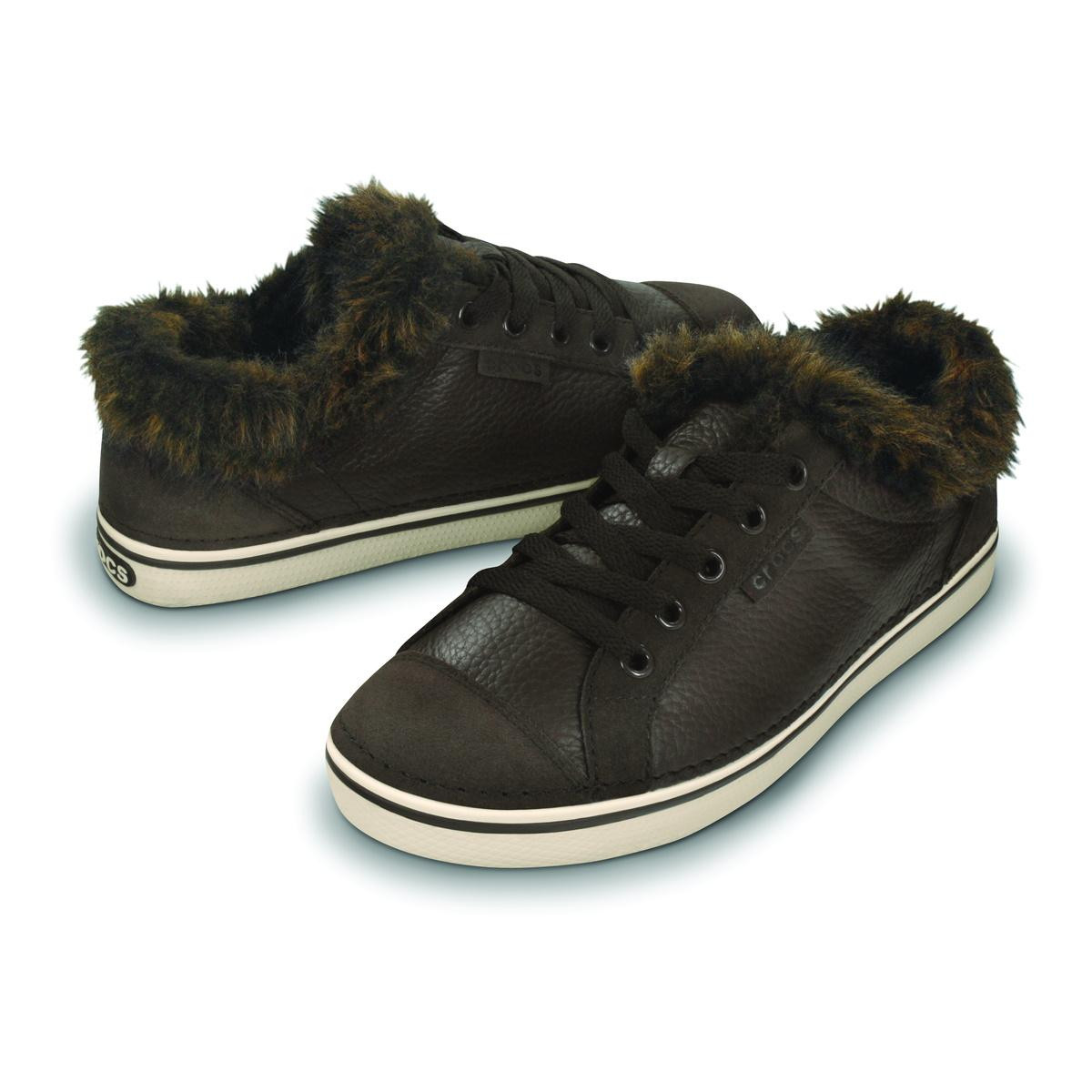 Pantofi Crocs Women\'s Hover Lace Up Fur Maro - Espresso/Stucco - 3 | YEO
