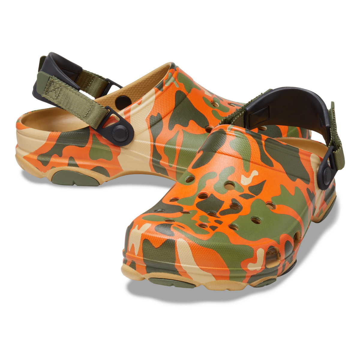 Saboti Crocs Classic All Terrain Camo Clog Maro - Tan/Multi - 4 | YEO