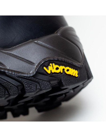Negru - Black
