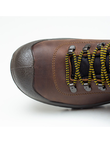Maro - Brown