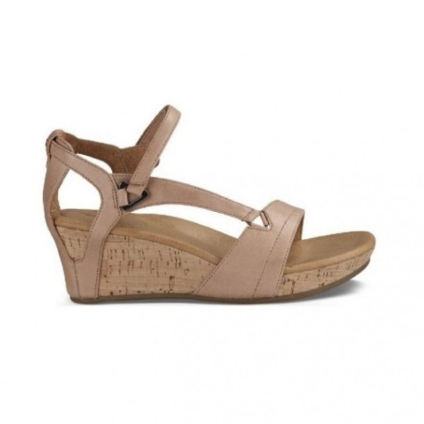 Sandale Teva Capri Wedge Bej – Rose Gold Bej imagine 2022