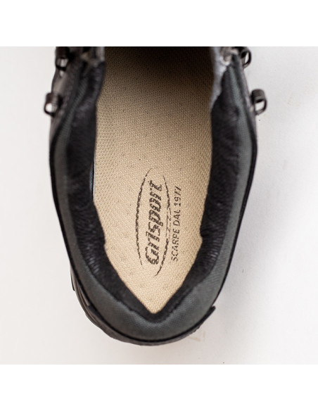 Negru - Black