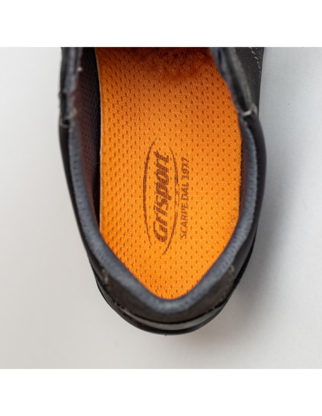 Negru - Black