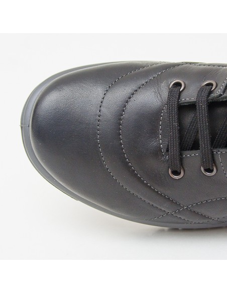 Negru - Black