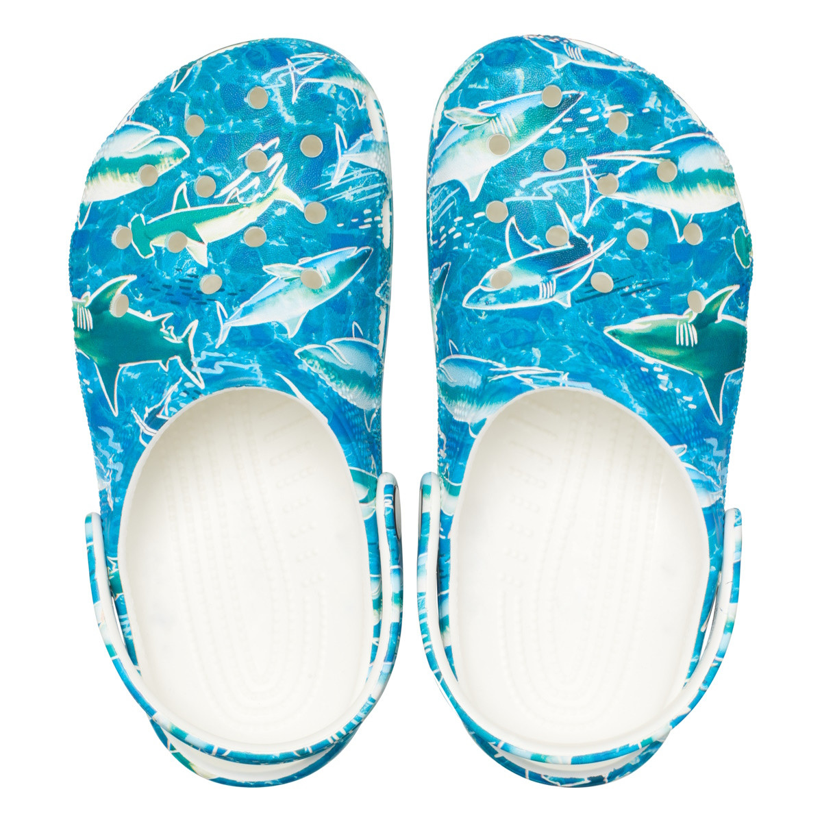 Saboti Crocs Classic Pool Party Clog Kids Albastru deschis - Shark/Ocean - 4 | YEO