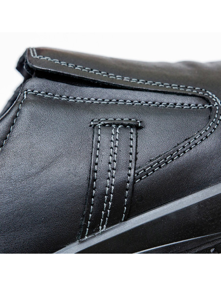 Negru - Black