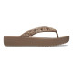 Șlapi Crocs Classic Platform Geometric Flip Culoare Maro - Latte