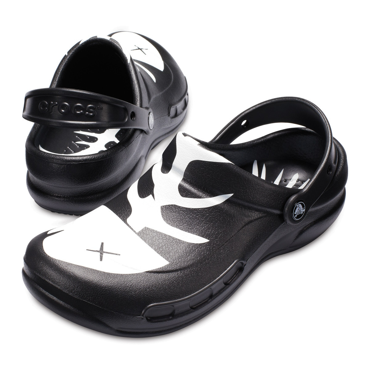 Saboti Crocs Bistro Graphic Clog Negru - Black/White - 2 | YEO