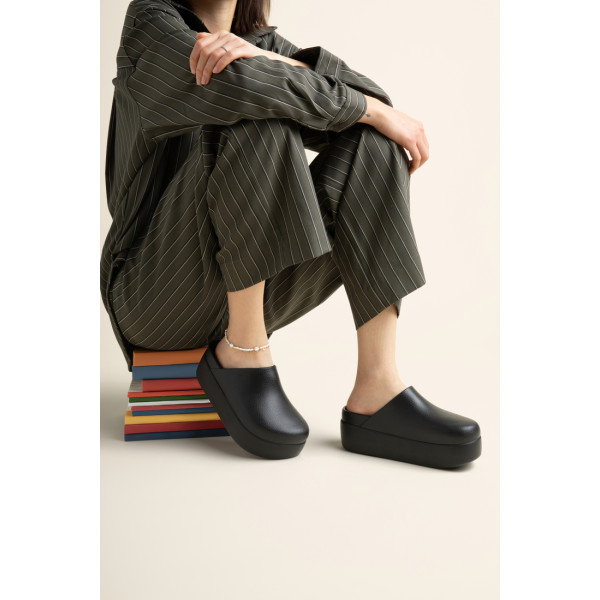 Saboti Crocs Dylan Platform Clog