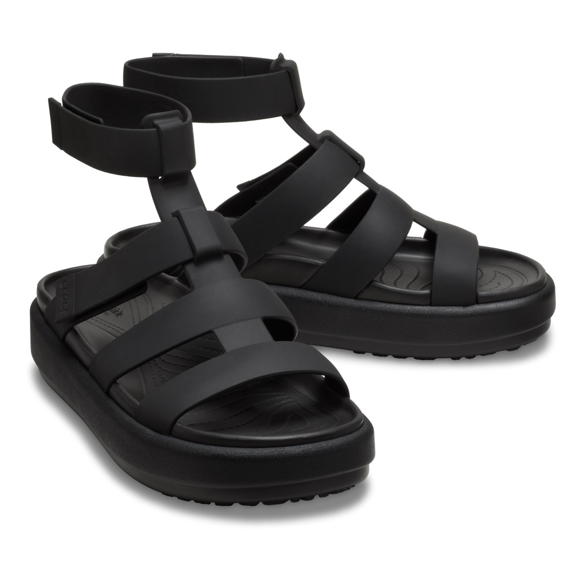 Sandale Crocs Brooklyn Luxe Gladiator Negru - Black/Black - 2 | YEO