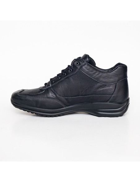 Negru - Black