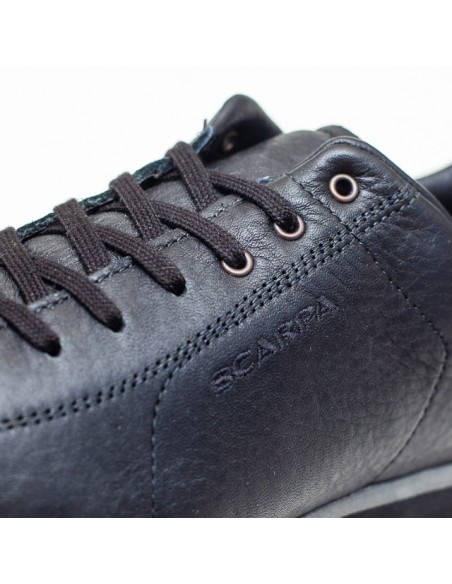 Negru - Black